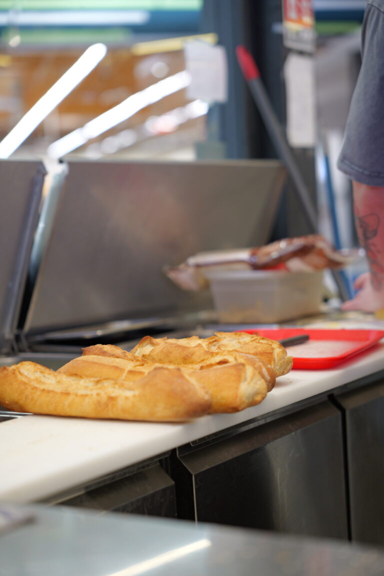 LE SNAKING CAFE