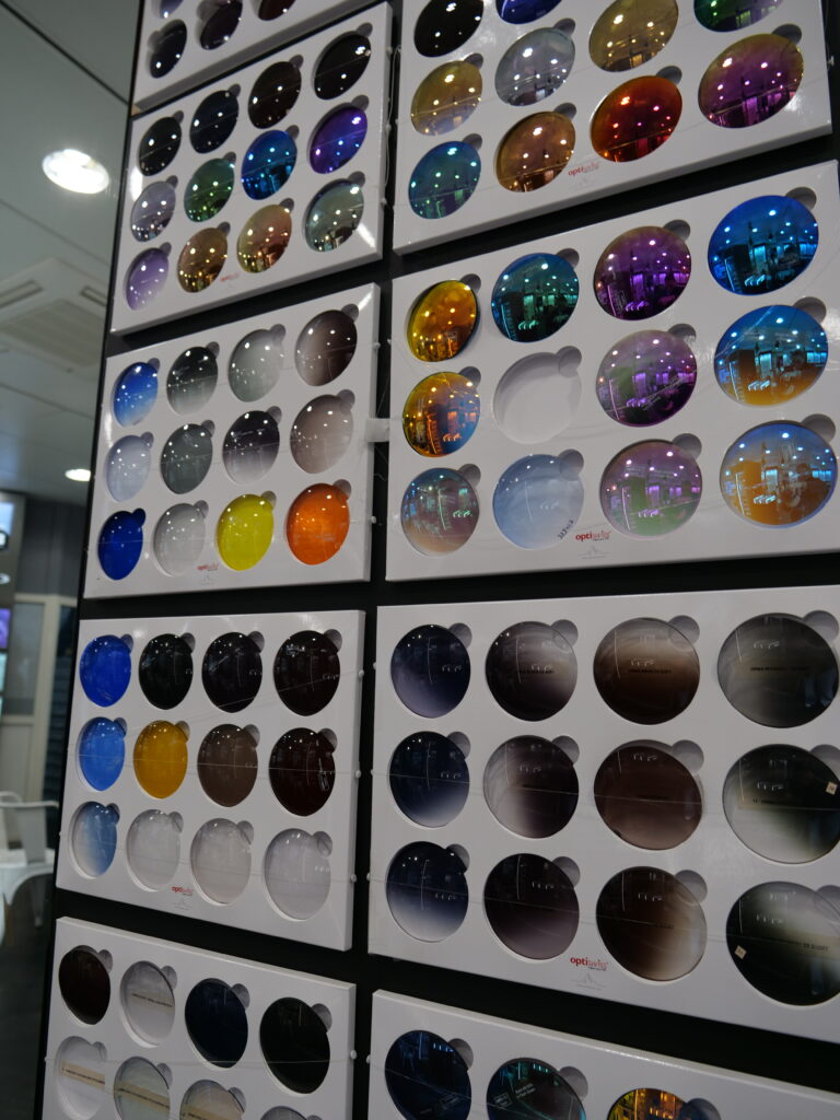 P1347051