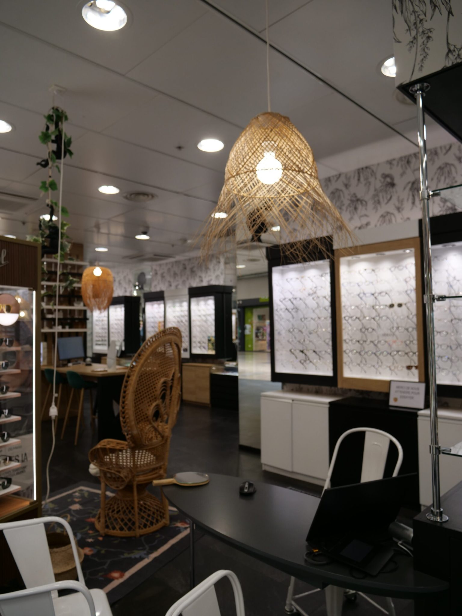 P1347053